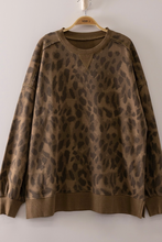 Load image into Gallery viewer, The Effortlessly Cool "It-Girl" Pullover
