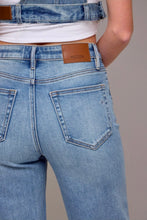 Load image into Gallery viewer, The Wild &amp; Free Wide-Leg Jeans
